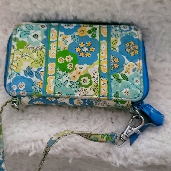 Vera bradley wristlet wallet - Picture 3 of 3
